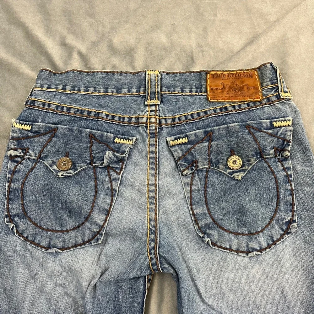 True Religion Denim Shorts Men's Size 34 Blue Big T Stitch Raw Hem Joey Cutoff